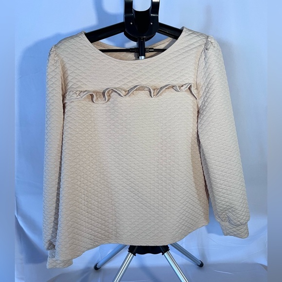 Tops - Women's Beige Quilted Top with Ruffle, Size Large